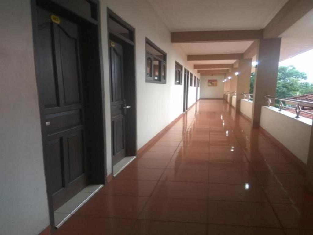 Graha Hotel Sragen Exterior foto