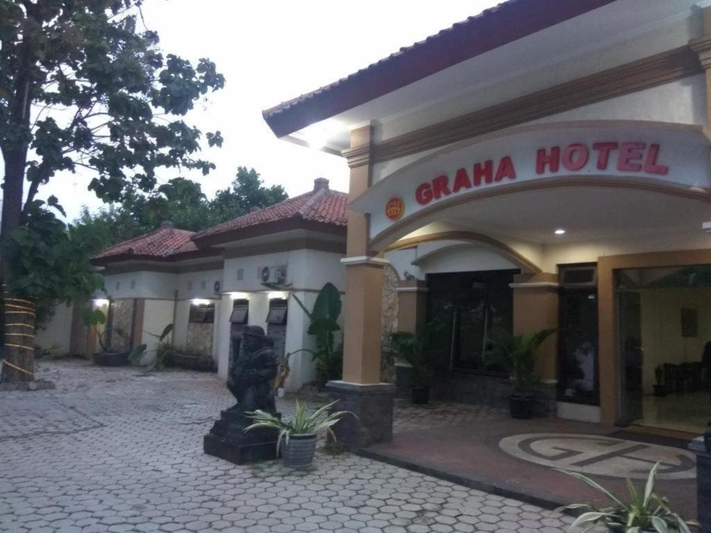 Graha Hotel Sragen Exterior foto